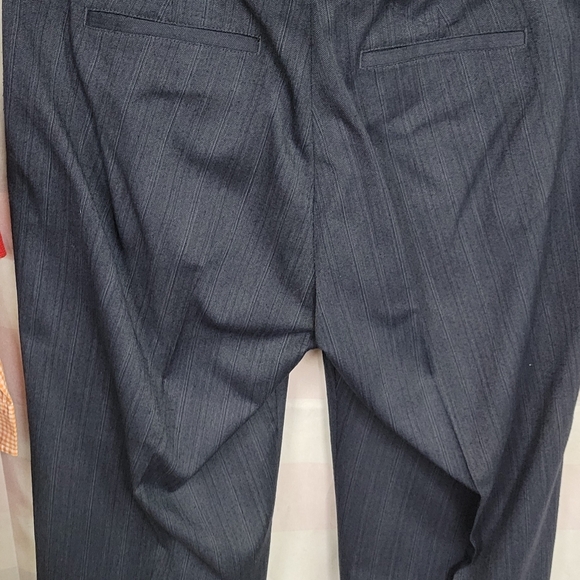 Dockers ideal fit 12 Medium Blue Striped Pants 32 inseam - Picture 4 of 7